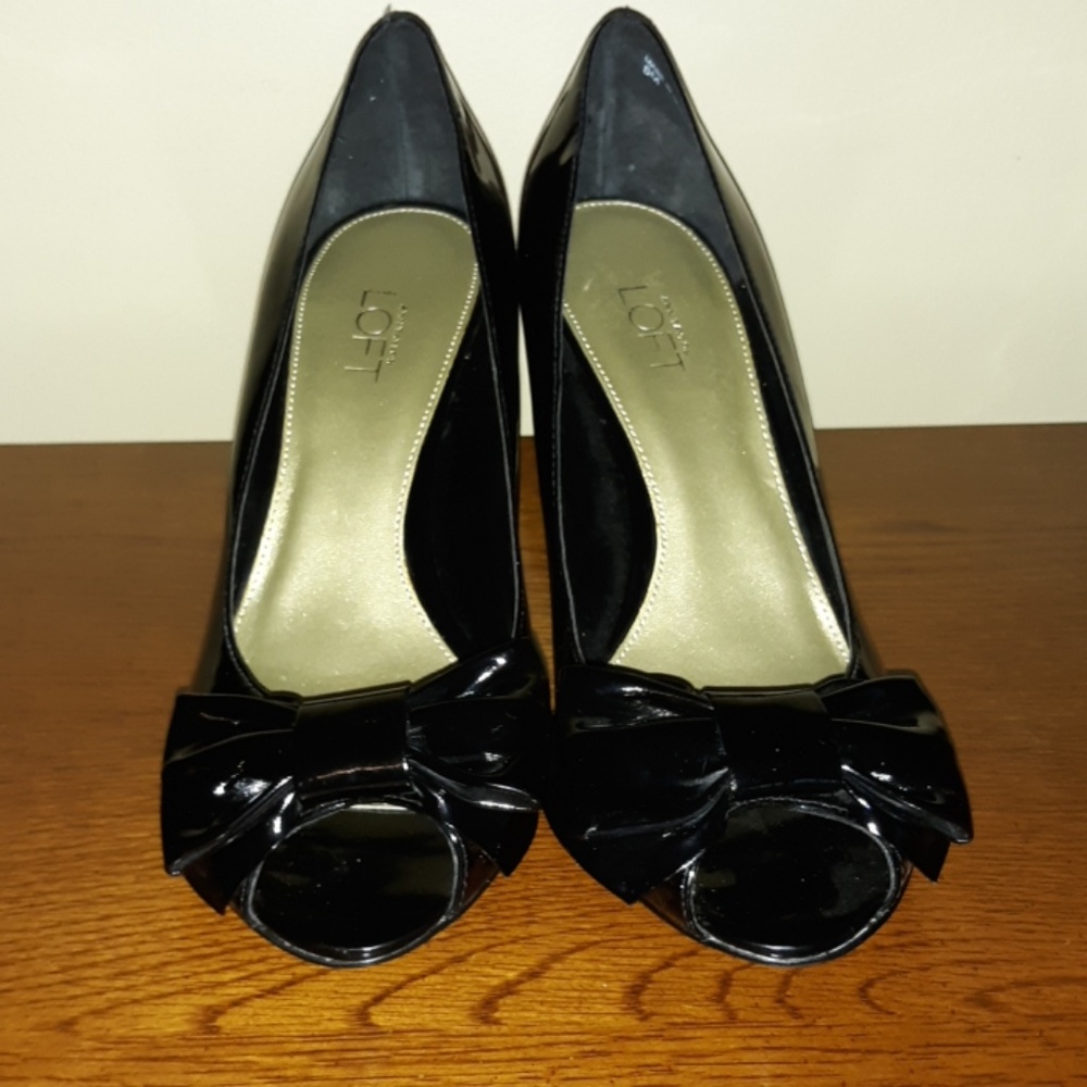 Ann Taylor Loft Black Heels